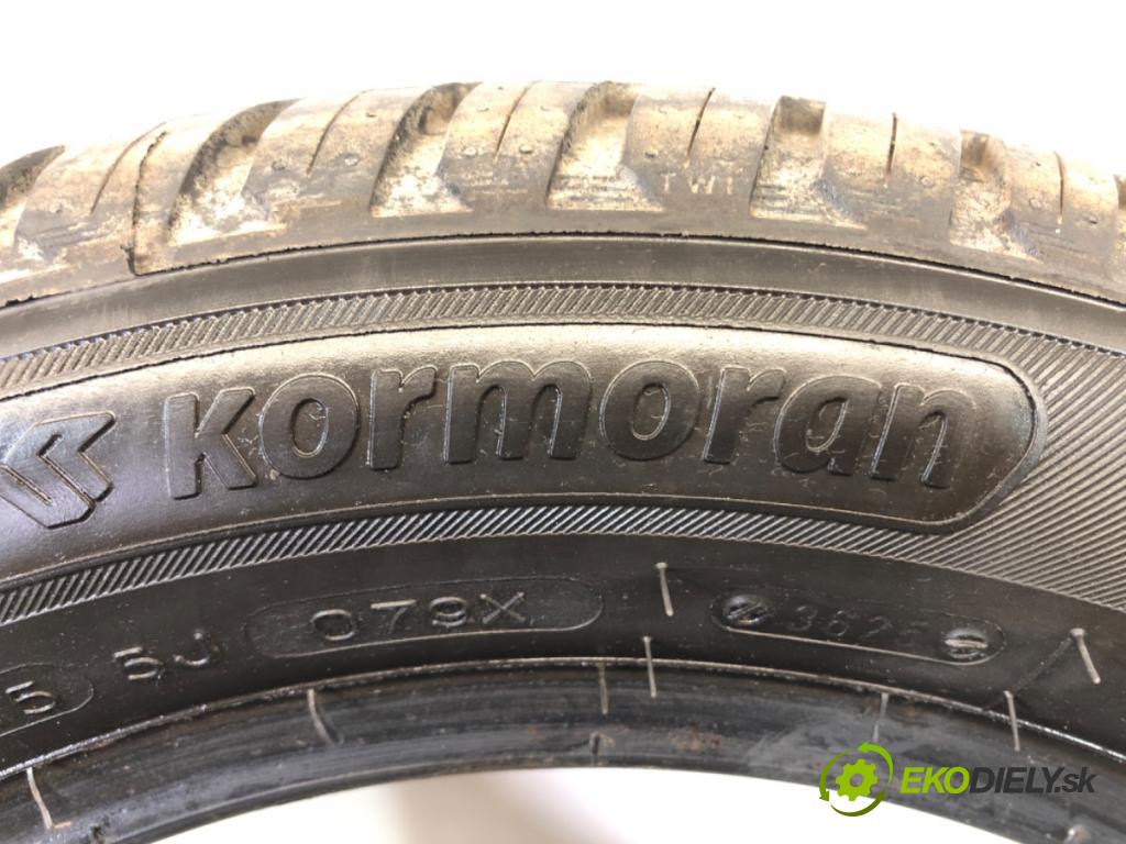 --- ---      PNEUMATIKY: PARA: VÍCENÁ SEZÓNA: 185/60 R15 KORMORAN