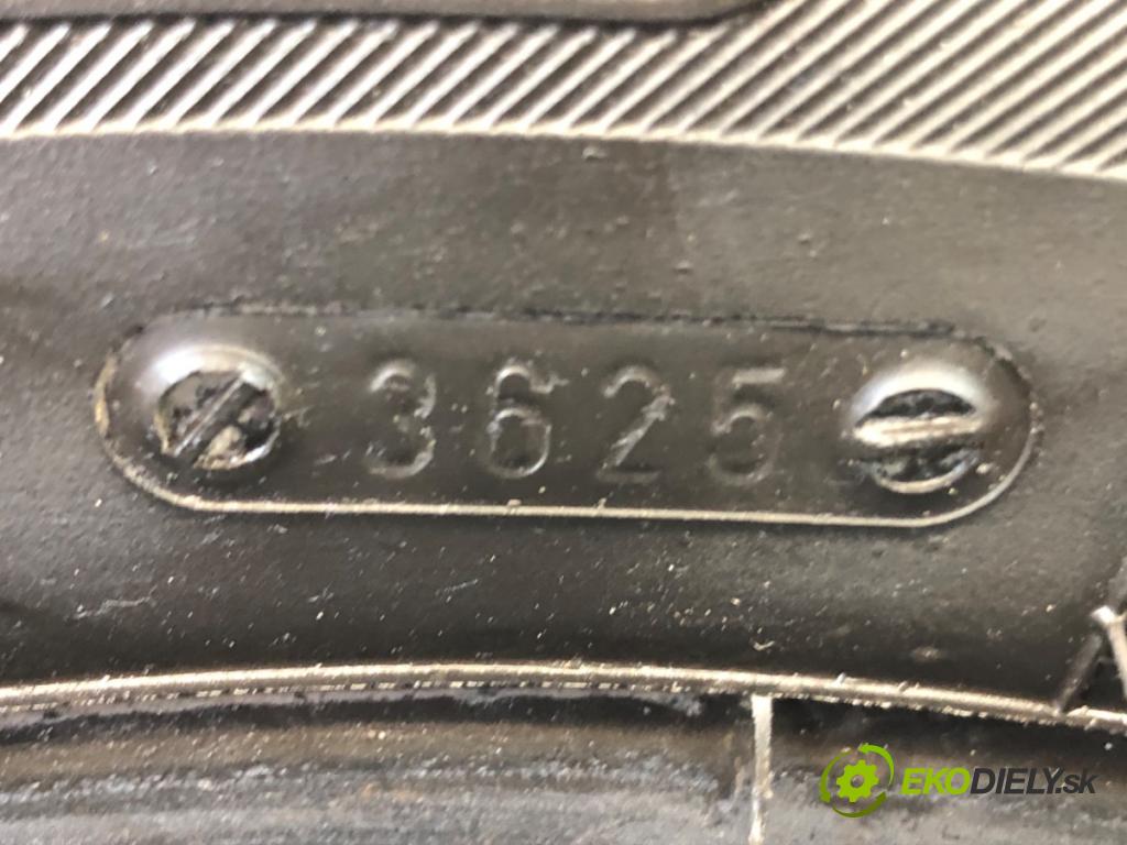 --- ---      PNEUMATIKY: PARA: VÍCENÁ SEZÓNA: 185/60 R15 KORMORAN