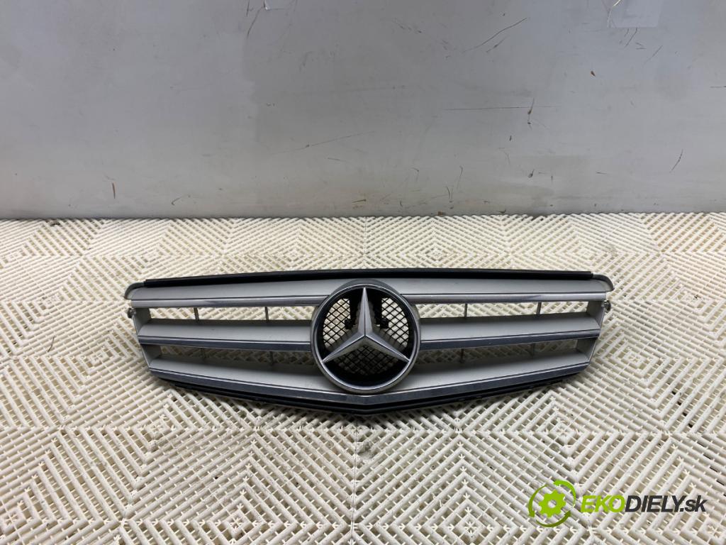 MERCEDES-BENZ S204 Kombi 2009 100 kW C 200 CDI (204.207) 2148 Mriežka maska A2048800023 (Mriežka predná (maska chladiča))