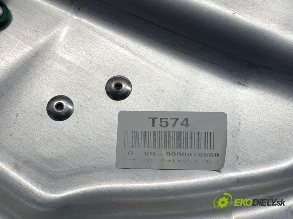 MERCEDES-BENZ S204 Kombi 2011 115 kW C 180 CGI (204.249) 1796 mechanismus okna pravý přední část