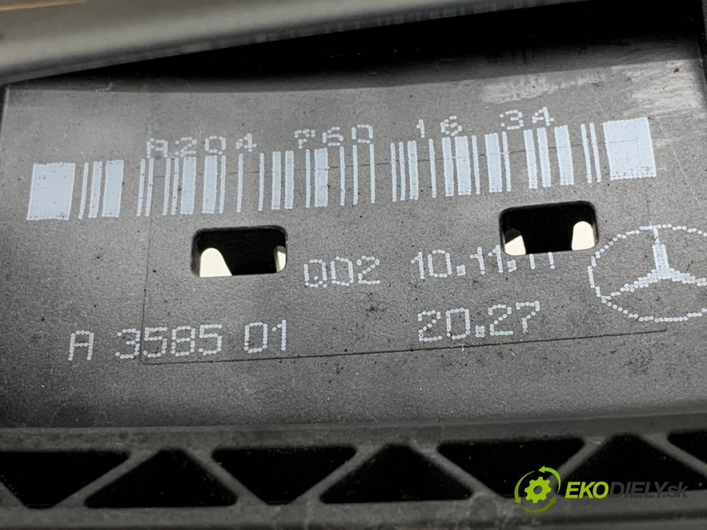 MERCEDES-BENZ S204 Kombi 2011 115 kW C 180 CGI (204.249) 1796 klika vnejší pravý přední část A2047601634