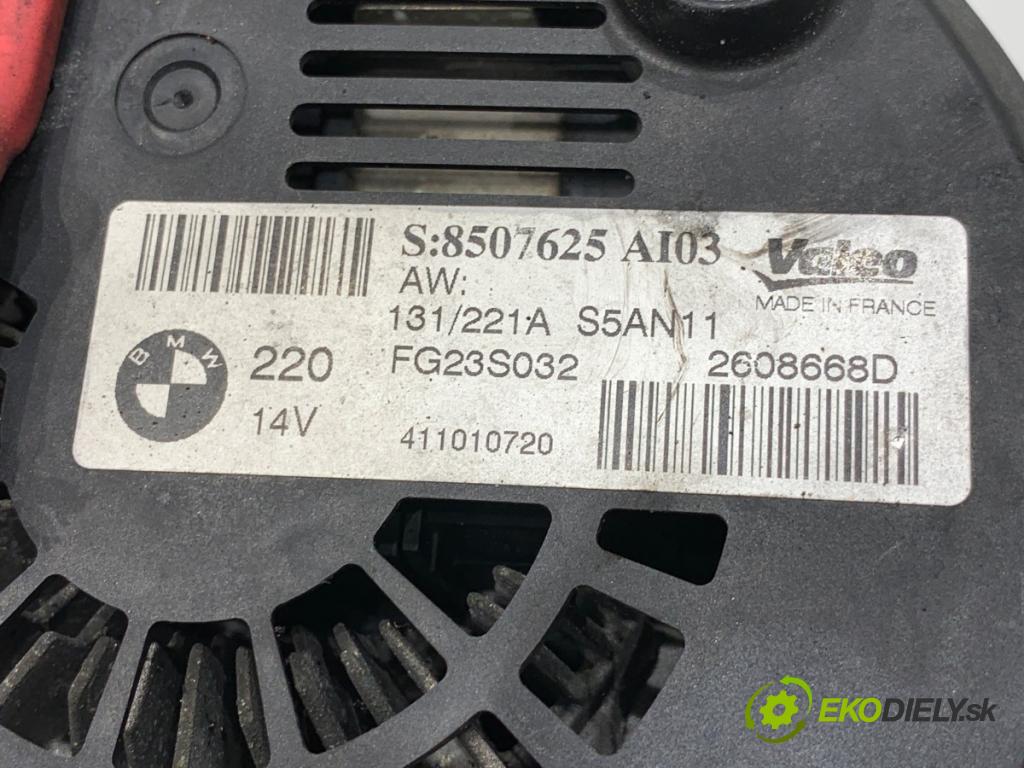 BMW F11 Kombi 2011 135 kW 520 d 1995 Alternátor 8507625 (Alternátor)