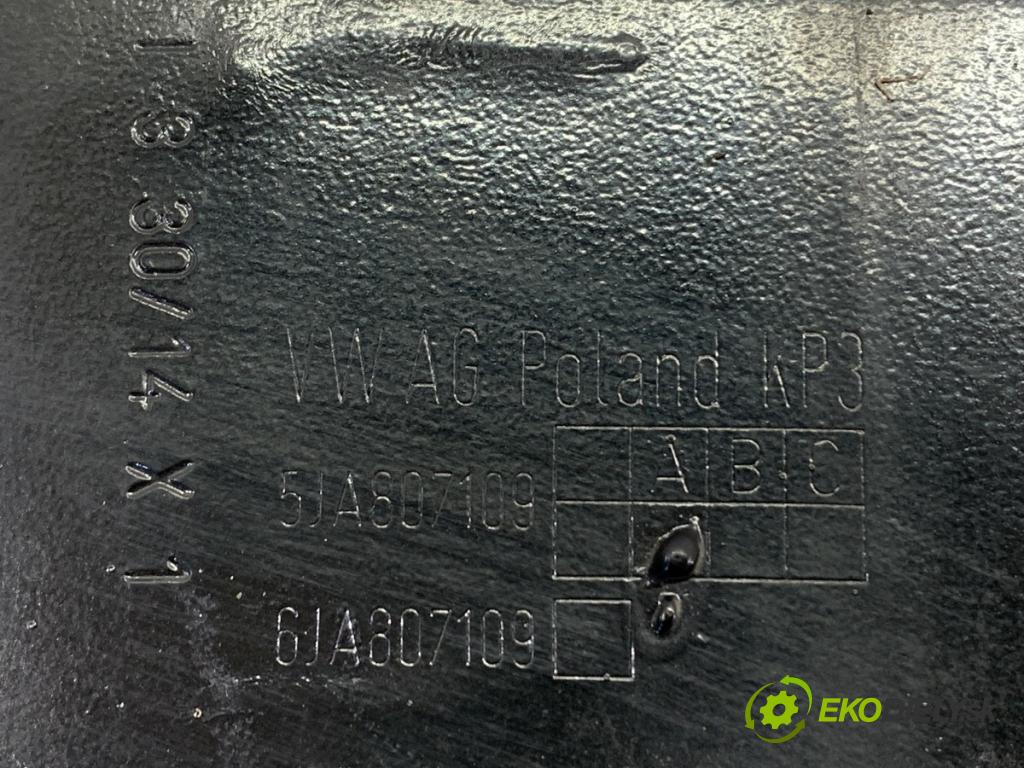 SKODA RAPID liftback 2014 77 kW 1.2 TSI 1197 výztuha nárazníka přední část 5JA807109 (Přední výztuha)