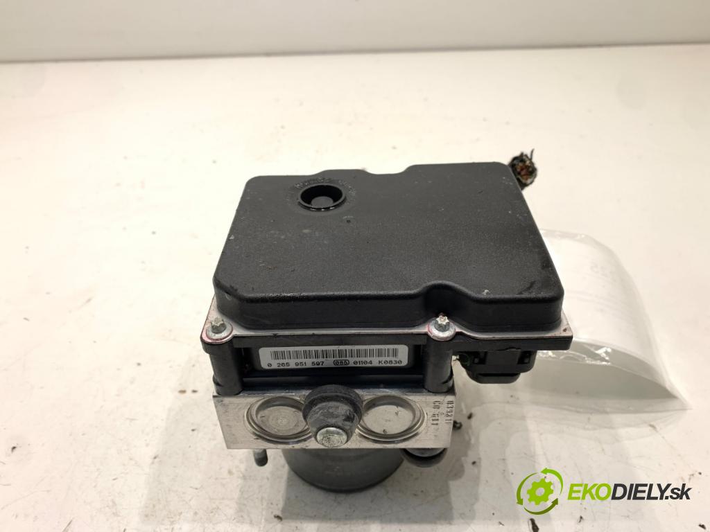 OPEL MERIVA B nadwozie wielkoprzestrzenne (MPV) 2010 88 kW 1.4 (75) 1364 Pumpa ABS 13354302 (Pumpa ABS)