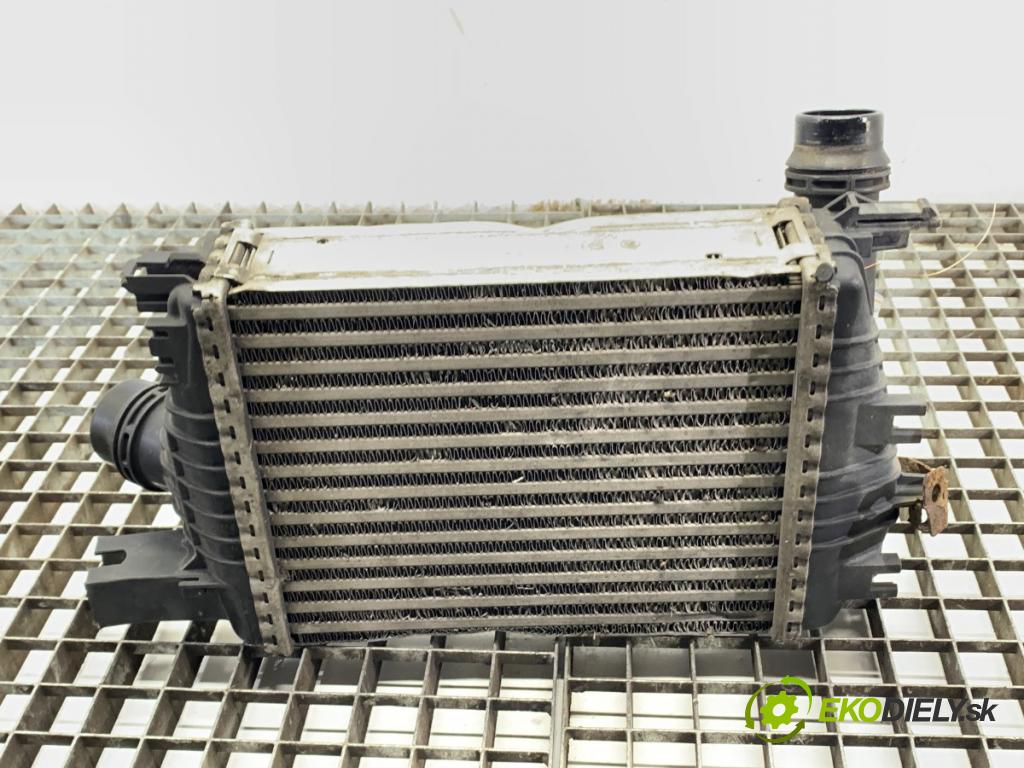 RENAULT CAPTUR I liftback 2018 66 kW 1.5 dCi 90 1461 intercooler 144961381R (Intercooler (chladič nasávaného vzduchu))