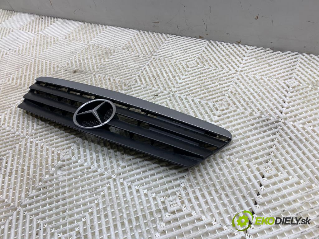 MERCEDES-BENZ W168 liftback 2000 60 kW A 140 (168.031, 168.131) 1397 Mriežka maska 1688800983 (Mriežka predná (maska chladiča))