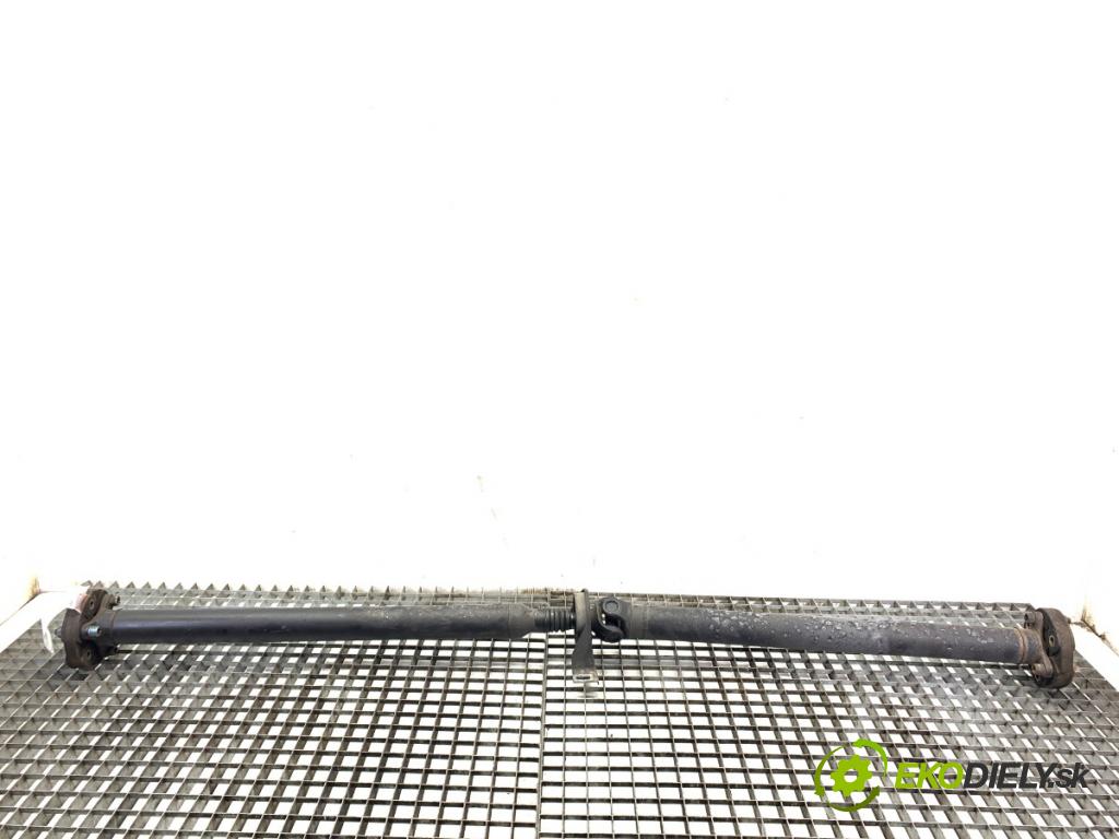 MERCEDES-BENZ S204 Kombi 2011 115 kW C 180 CGI (204.249) 1796 kardaň hřídel hnací zadní část A2045206 (Kardanový hřídel)