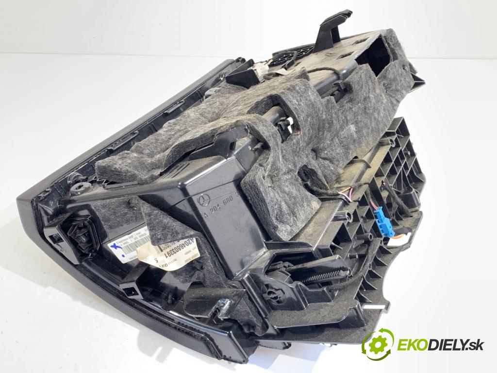MERCEDES-BENZ S204 Kombi 2011 115 kW C 180 CGI (204.249) 1796 Priehradka, kastlík spolujazdca A2046803391 (Priehradka (kastlík))