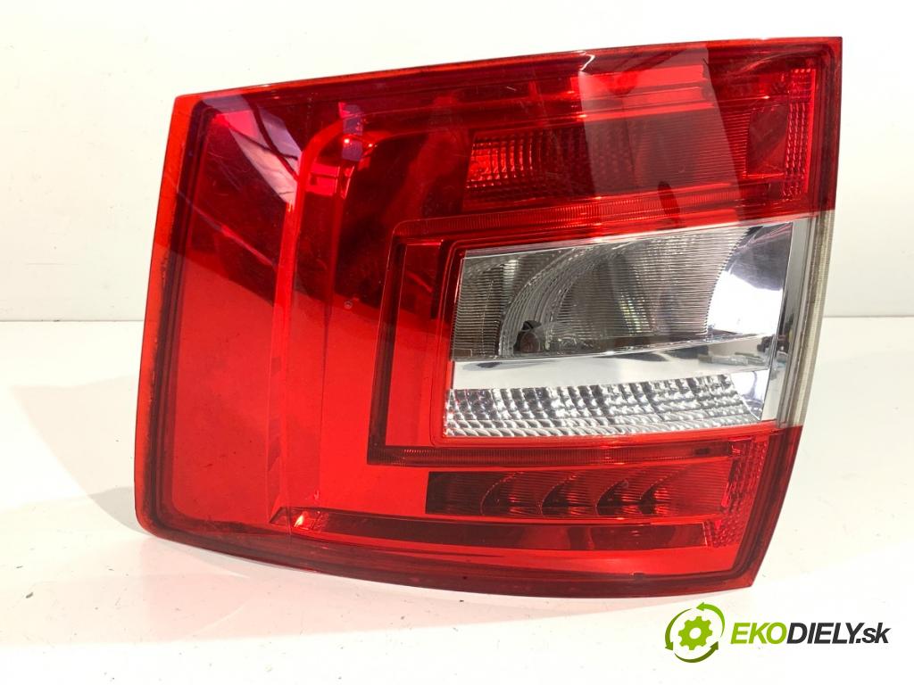 SKODA OCTAVIA III Kombi 2019 110 kW 1.5 TSI 1495 Svetlo pravy zad 5E9945112B