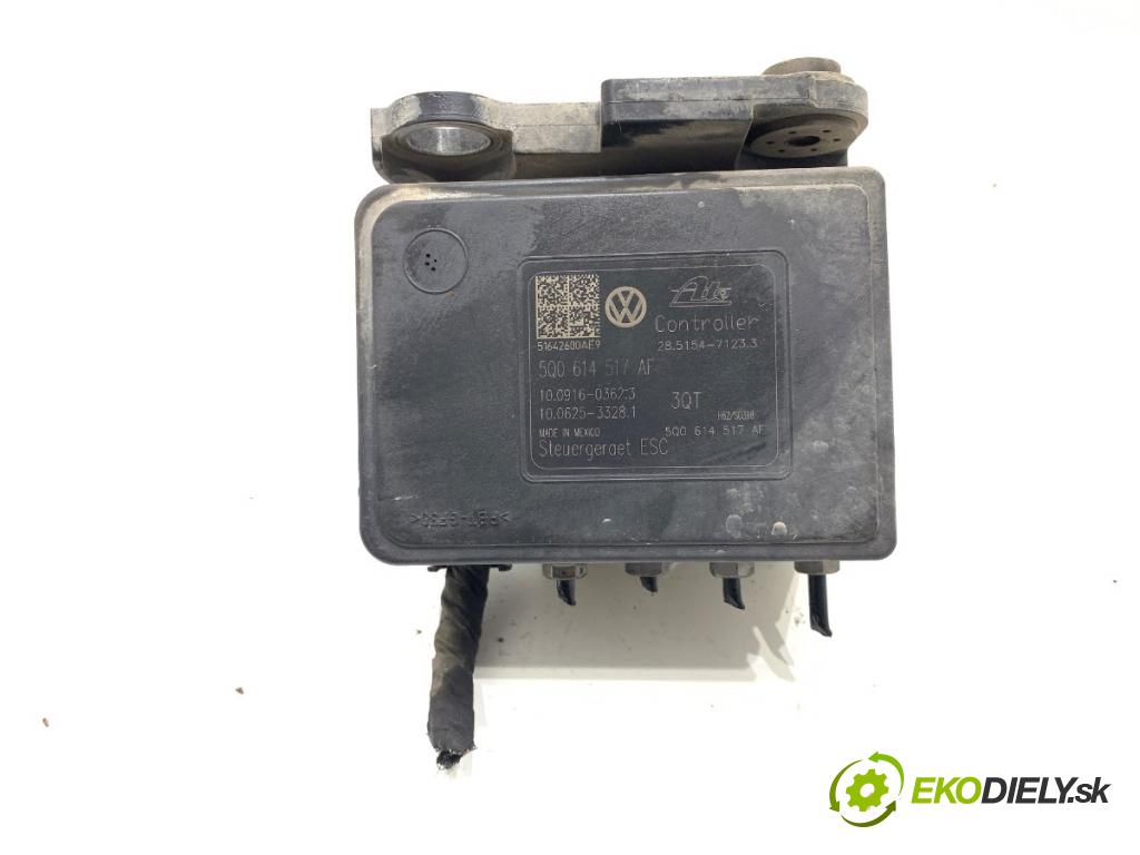 SKODA OCTAVIA III liftback 2016 110 kW 2.0 TDI 1968 Pumpa ABS 5Q0614517AF (Pumpa ABS)