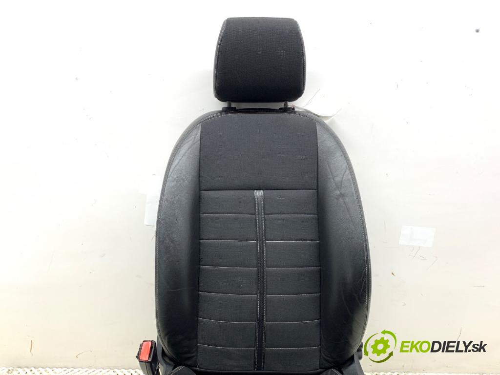 FORD KUGA I SUV 2012 120 kW 2.0 TDCi 4x4 1997 sedadlo levý přední část