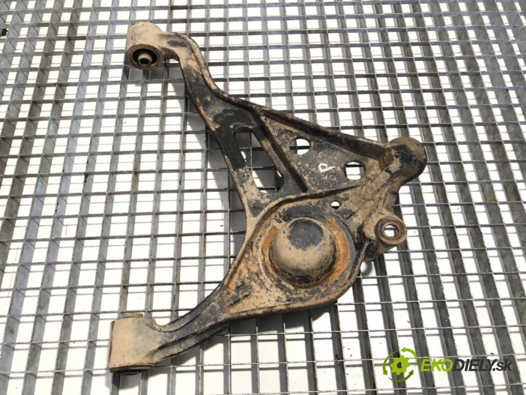 SUZUKI VITARA  samochód terenowy zamknięty 1998 97 kW 2.0 16V Napęd na wszystkie koła (SV420) 1995 rameno pravý přední část 