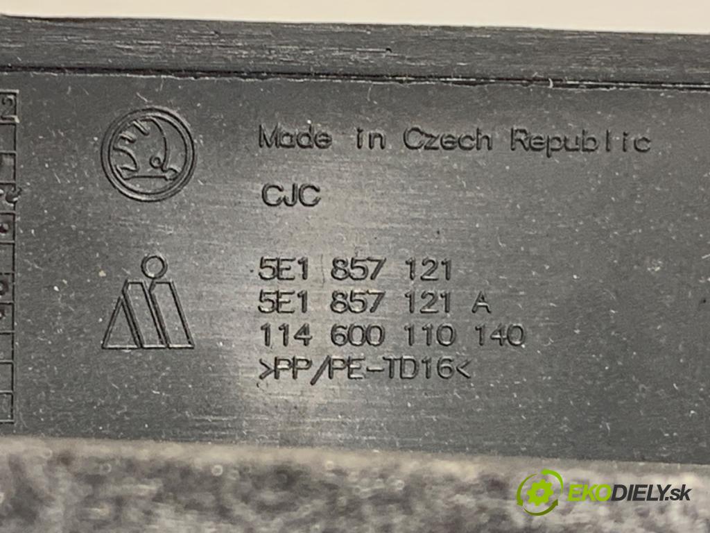 SKODA OCTAVIA III Kombi 2019 110 kW 1.5 TSI 1495 přihrádka kastlík spolujezdce 5E1857121 (Přihrádka (kastlík))