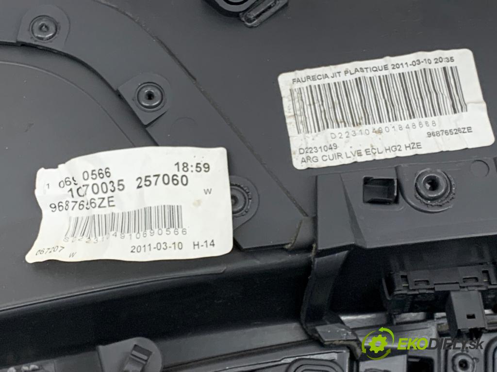 PEUGEOT 508 SW I Kombi 2011 150 kW 2.2 HDi 2179 čalúnenie Dvere ľavy zad Roleta