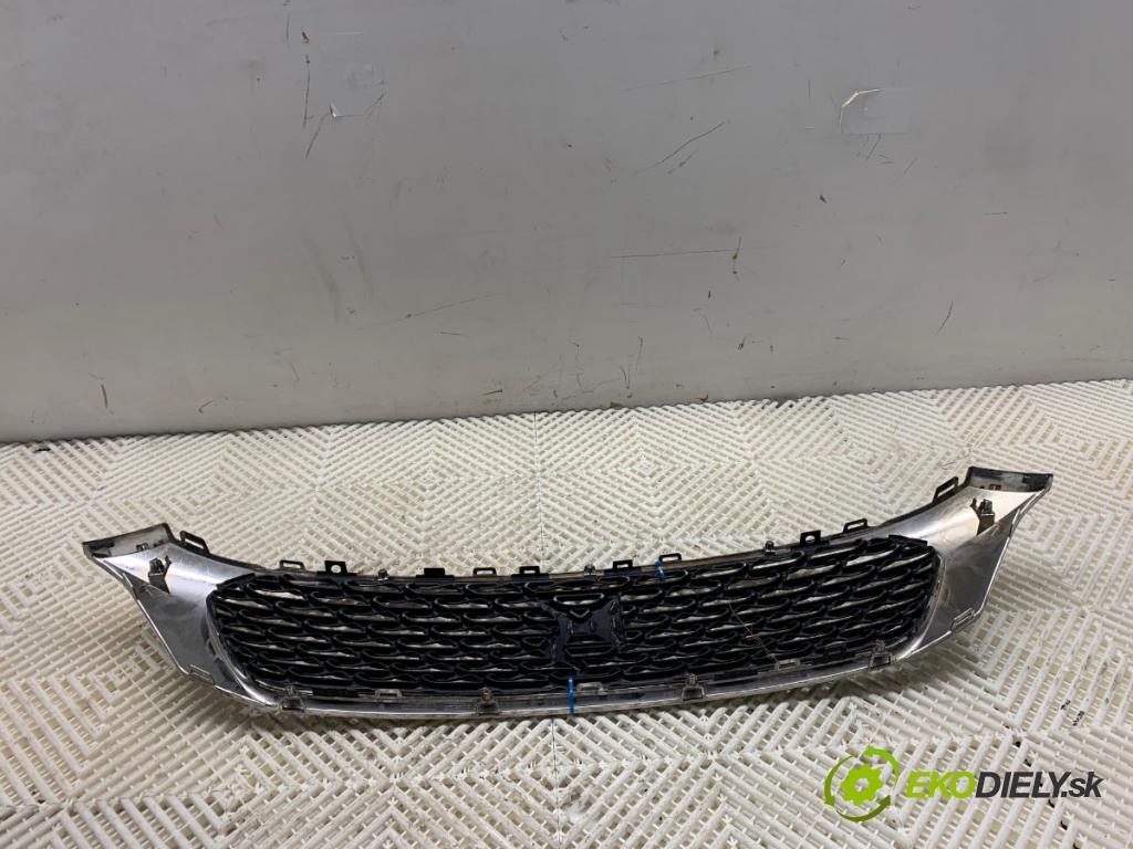 DS DS 5 liftback 2016 121 kW 1.6 THP 165 (KF5GZT) 1598 mřížka maska 9809739777 (Přední mřížka (maska chladiče))