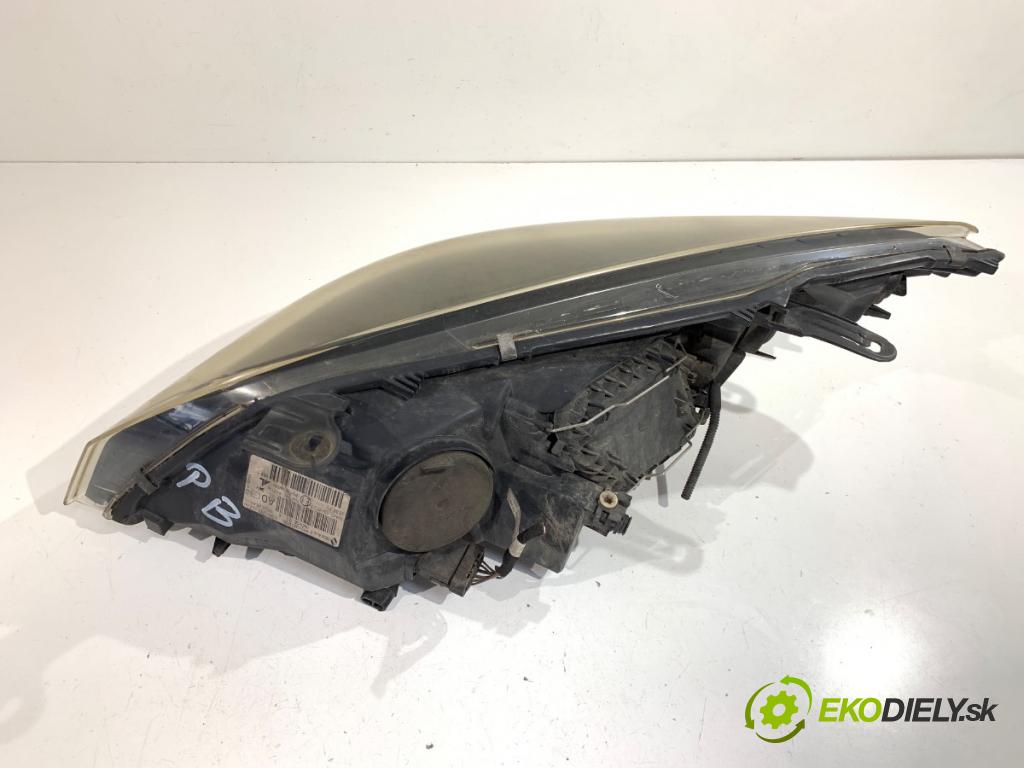 RENAULT MEGANE III liftback 2010 96 kW 1.4 TCe (BZ0F, BZ1V) 1397 Svetlomet pravy predný 260103187R