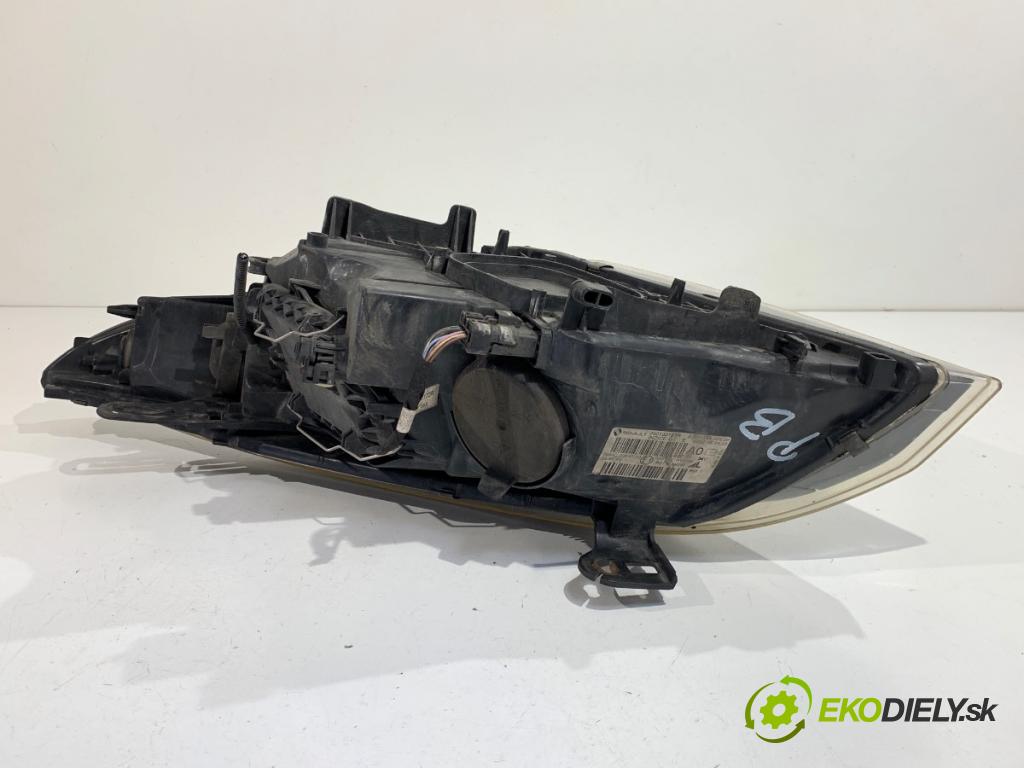 RENAULT MEGANE III liftback 2010 96 kW 1.4 TCe (BZ0F, BZ1V) 1397 Svetlomet pravy predný 260103187R