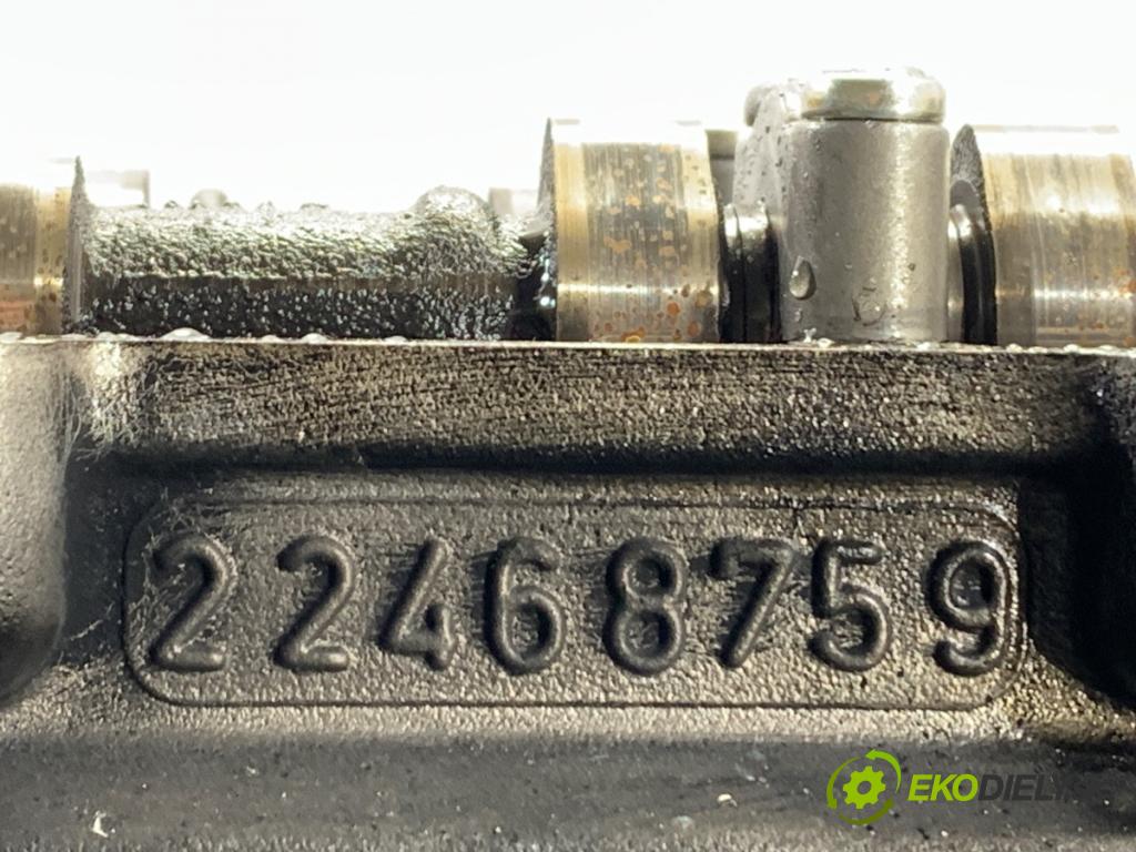 BMW E46 Kombi 2000 135 kW 330 d 2926 Hlava valcov 2246875 (Hlava valcov)