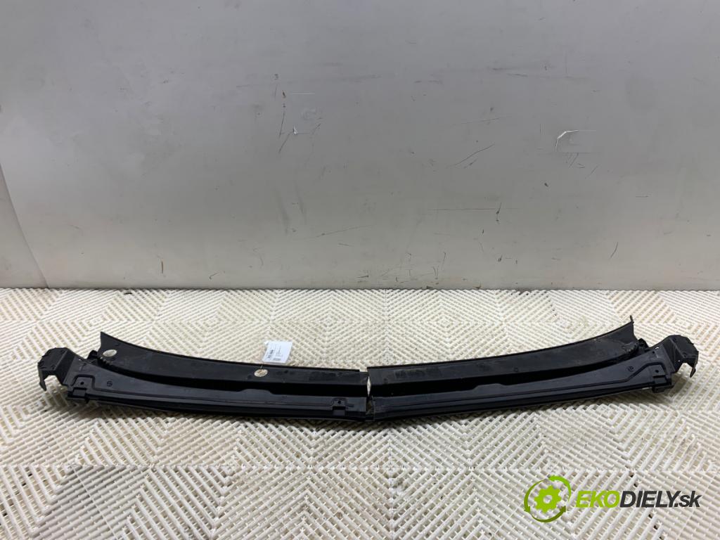 SEAT ALHAMBRA II nadwozie wielkoprzestrzenne (MPV) 2015 135 kW 2.0 TDI 1968 Torpédo, plast pod čelné okno 7N2819404 (Torpédo (plast pod čelným sklom))