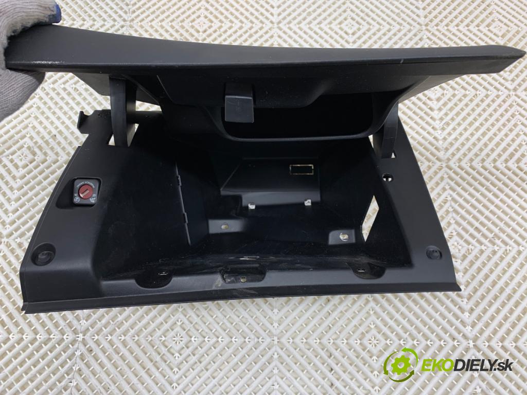PEUGEOT 208 I liftback 2015 60 kW 1.2 VTI 82 1199 Priehradka, kastlík spolujazdca 9672847477 (Priehradka (kastlík))