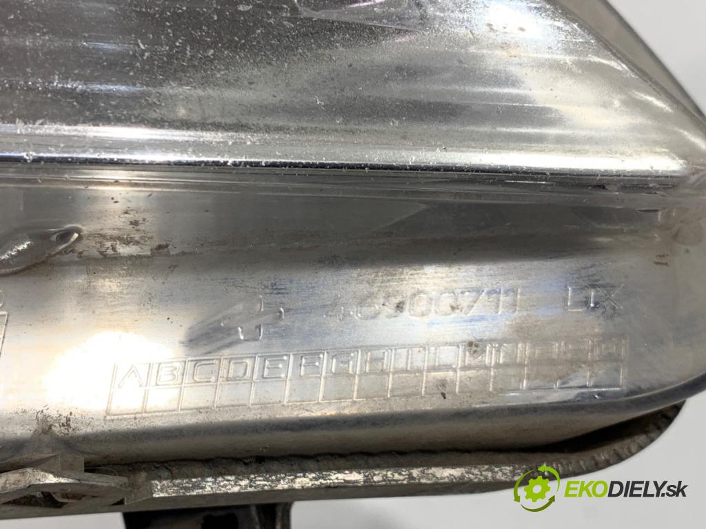 PEUGEOT 508 SW I Kombi 2011 150 kW 2.2 HDi 2179 Hmlové svetlo, hmlovka pravy predný 9670476180