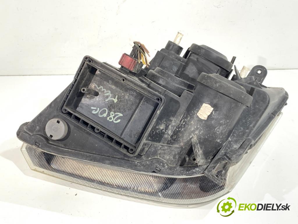 OPEL MERIVA A nadwozie wielkoprzestrzenne (MPV) 2005 66 kW 1.4 16V Twinport (E75) 1364 Svetlomet pravy predný 93321053