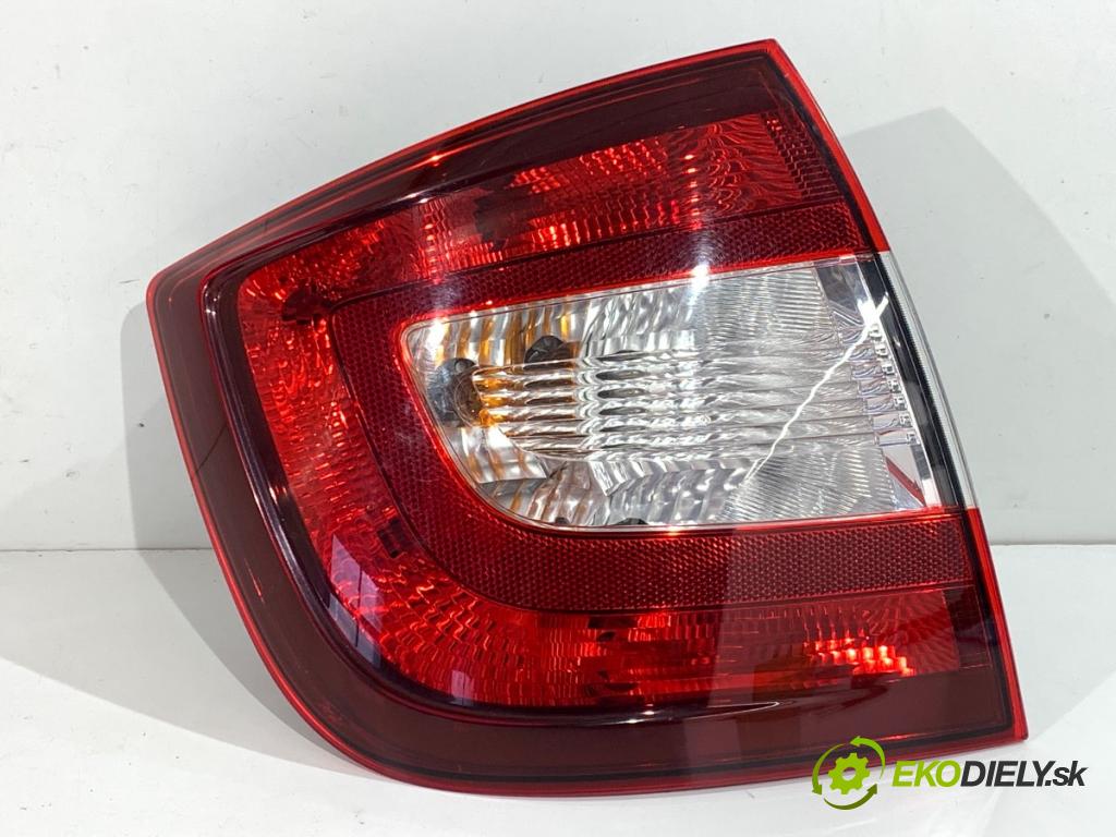 SKODA RAPID liftback 2018 81 kW 1.0 TSI 999 světlo levý zadní část 5JH945207
