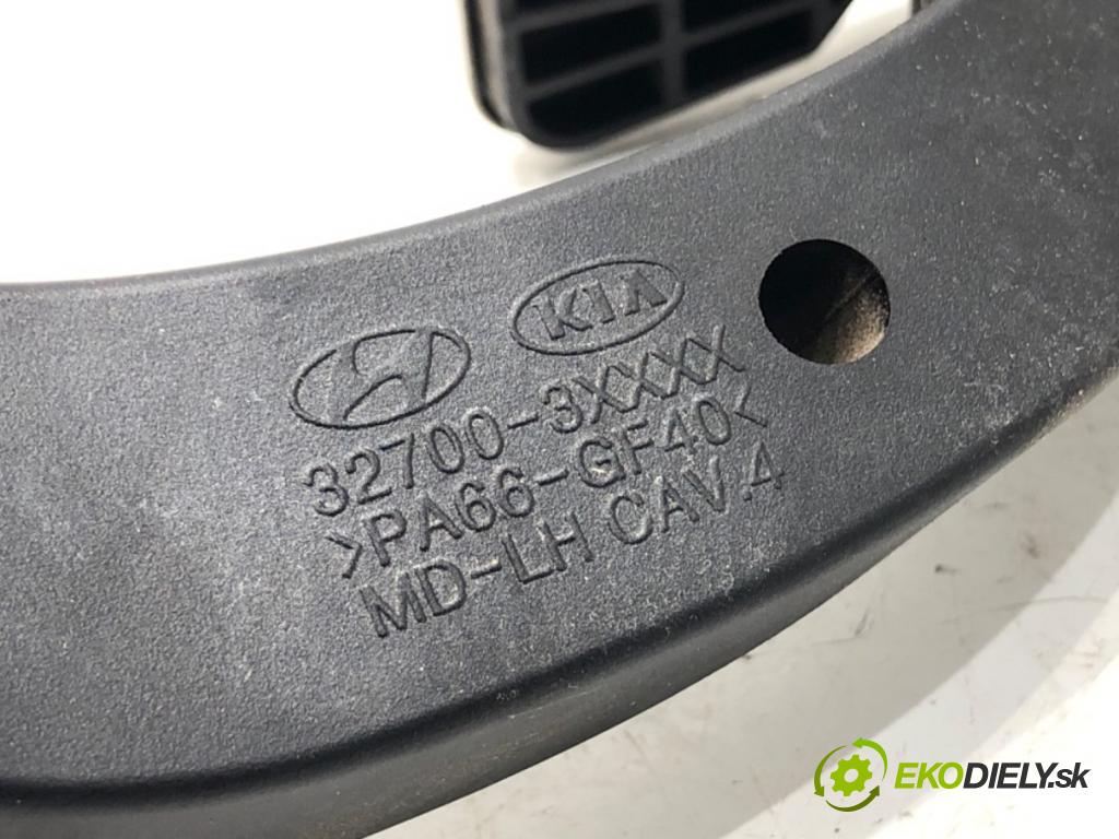 KIA CEED liftback 2014 150 kW 1.6 GT 1591 potenciometr plynového pedálu 32700-A6110 (Potenciometr plynového pedálu)