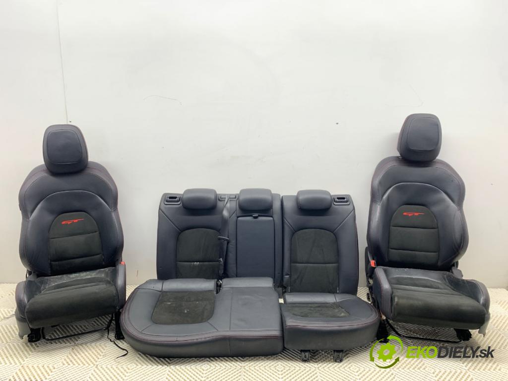 KIA CEED liftback 2014 150 kW 1.6 GT 1591 sedadla sedačky sedadlo RECARO 
