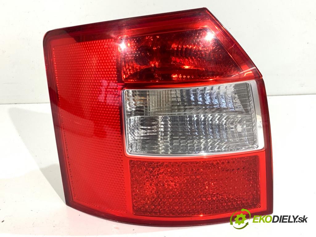 AUDI A4 B6 Kombi 2002 110 kW 1.8 T 1781 světlo levý zadní část 8E9945095