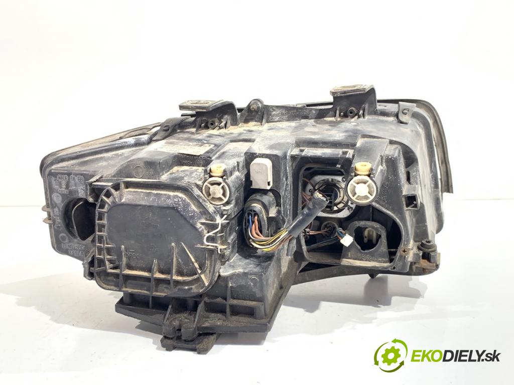 AUDI A4 B6 Kombi 2002 110 kW 1.8 T 1781 světlomet levý přední část 8E0941003F