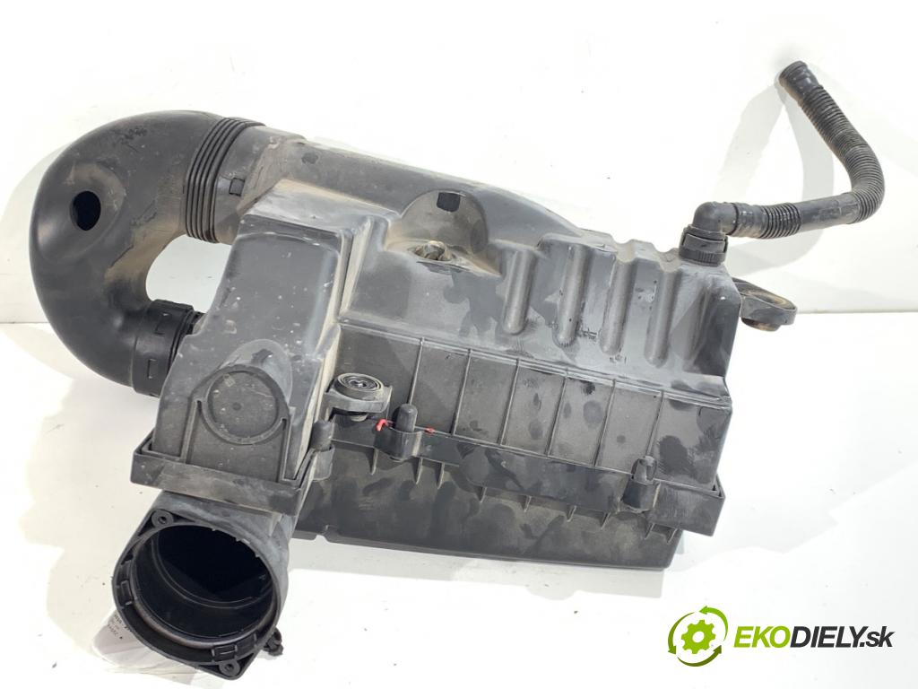 VW PASSAT B7 Kombi 2011 103 kW 2.0 TDI 1968 Obal filtra vzduchu 3C0129601 (Obal vzduchového filtra)