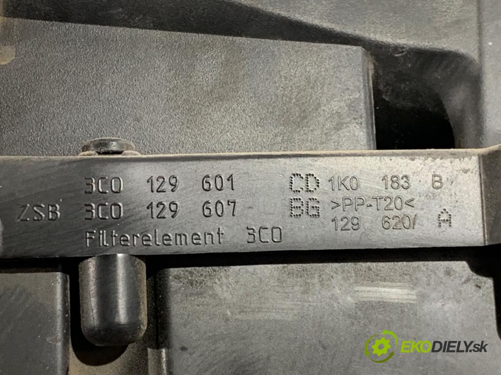 VW PASSAT B7 Kombi 2011 103 kW 2.0 TDI 1968 Obal filtra vzduchu 3C0129601 (Obal vzduchového filtra)