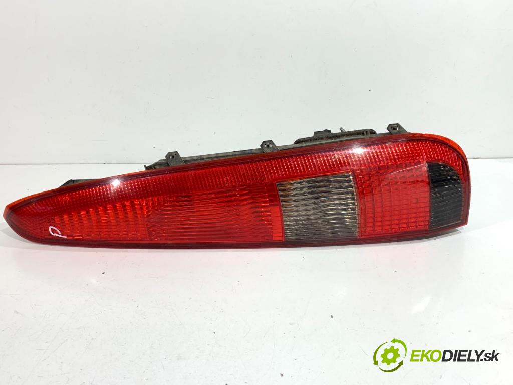 FORD FUSION Kombi 2004 50 kW 1.4 TDCi 1399 světlo pravý zadní část 2N11-13A602-B