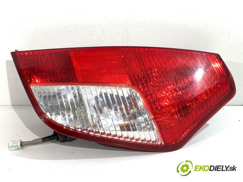 HYUNDAI i10 liftback 2008 48 kW 1.1 1086 světlo pravý zadní část 