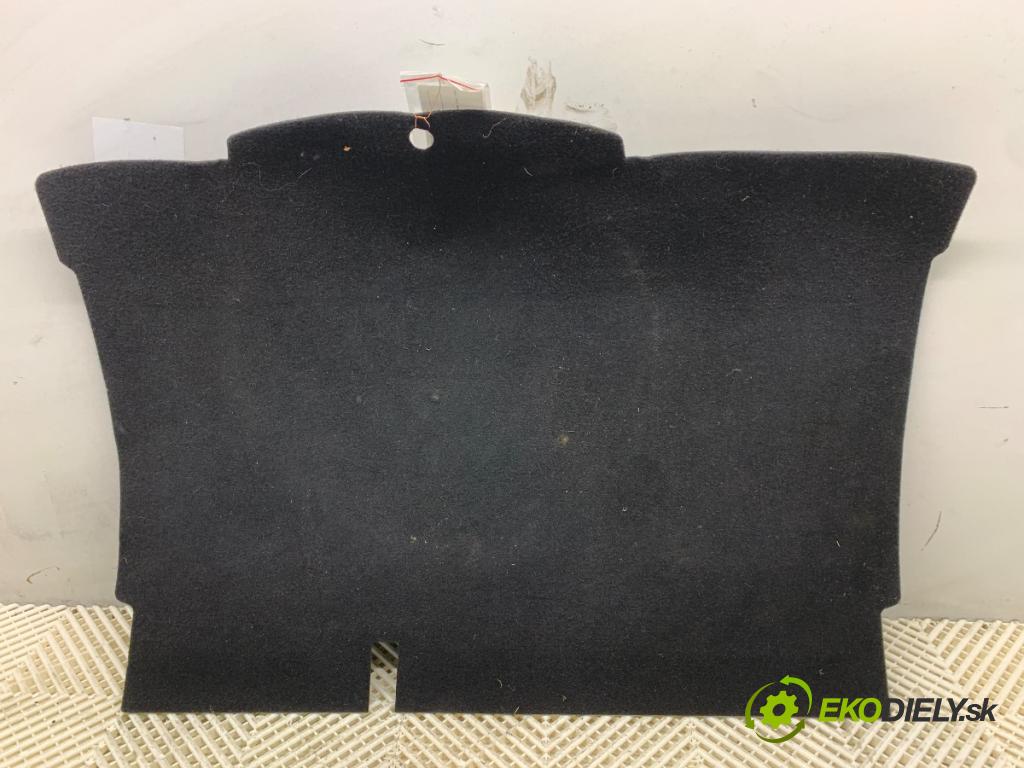 OPEL CORSA E liftback 2016 66 kW 1.4 (08, 68) 1398 KRYTINA: kufra 