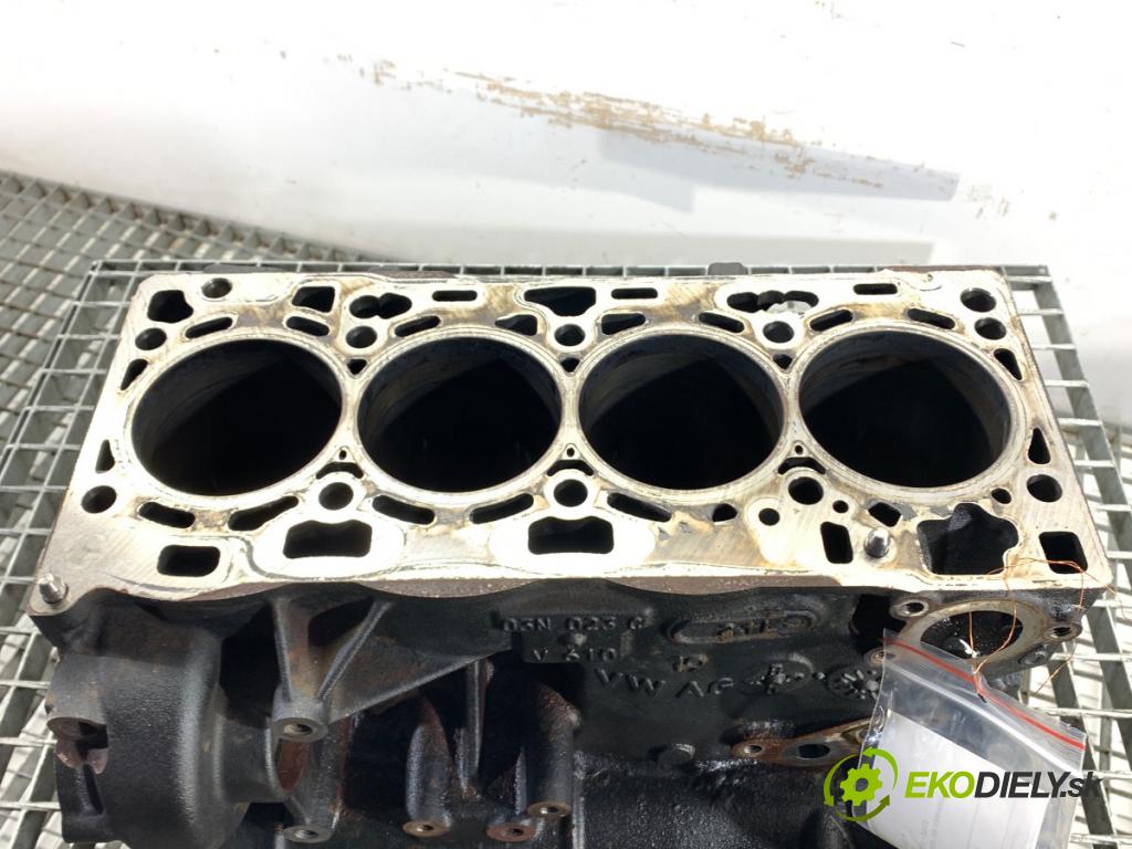 VW GOLF VII Kombi 2019 110 kW 2.0 TDI 1968 blok Motor 03N023C (Blok motora)
