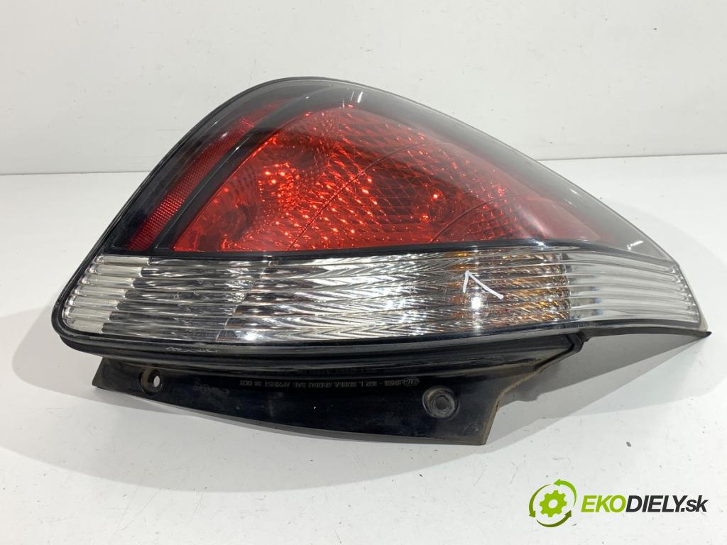 KIA RIO II liftback 2005 71 kW 1.4 16V 1399 světlo levý zadní část 92401-1G2
