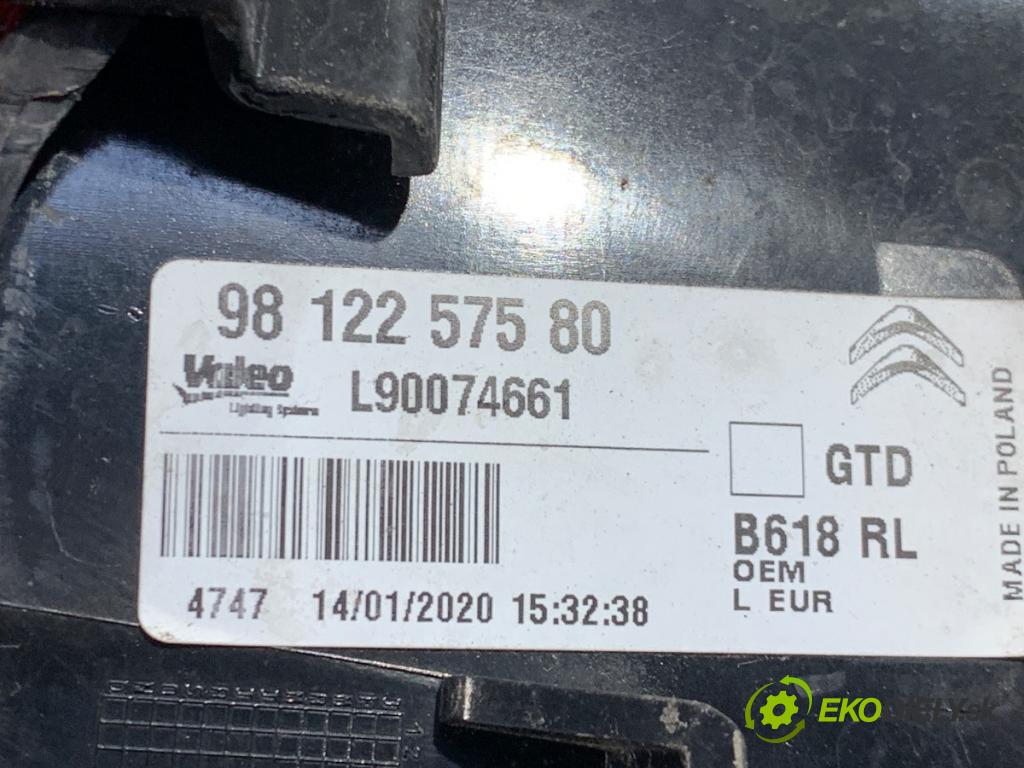 CITROEN C3 III liftback 2020 81 kW 1.2 PURETECH 110 1199 světlo levý zadní část 9812257580