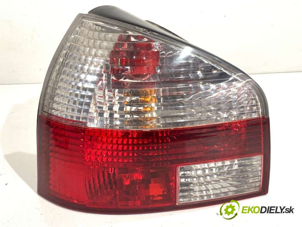 AUDI A3 8L liftback 1997 74 kW 1.6 1598 světlo levý zadní část 