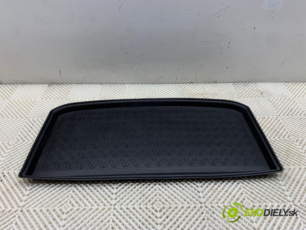 HYUNDAI i10 III liftback 2023 62 kW 1.2 MPi 1197 KRYTINA: kufra K7122ADE00