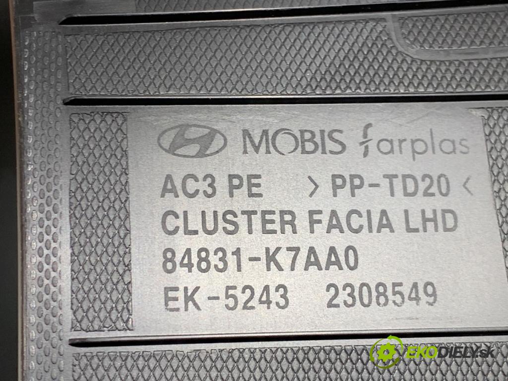 HYUNDAI i10 III liftback 2023 62 kW 1.2 MPi 1197 Lišta kryt 84831-K7AA0 (Lišta)