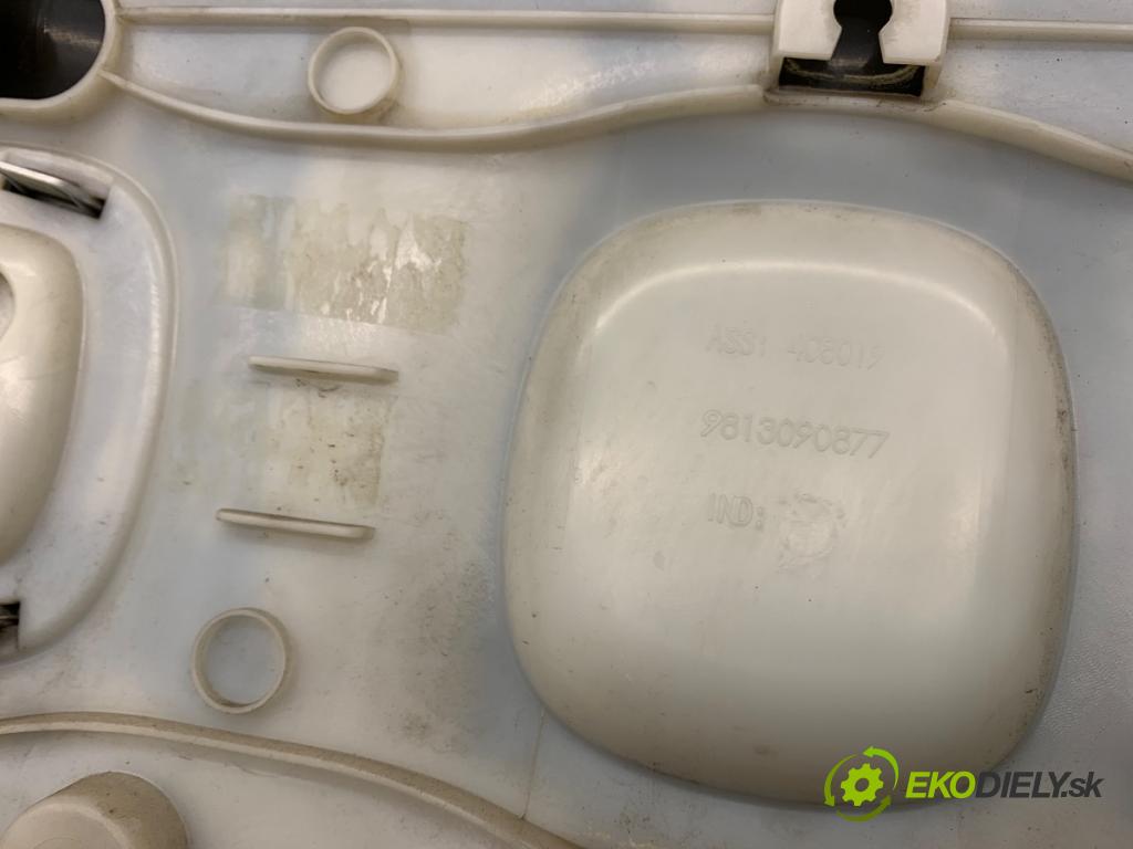 CITROEN C3 III liftback 2020 81 kW 1.2 PURETECH 110 1199 lišta dveře pravý přední část 9813090877