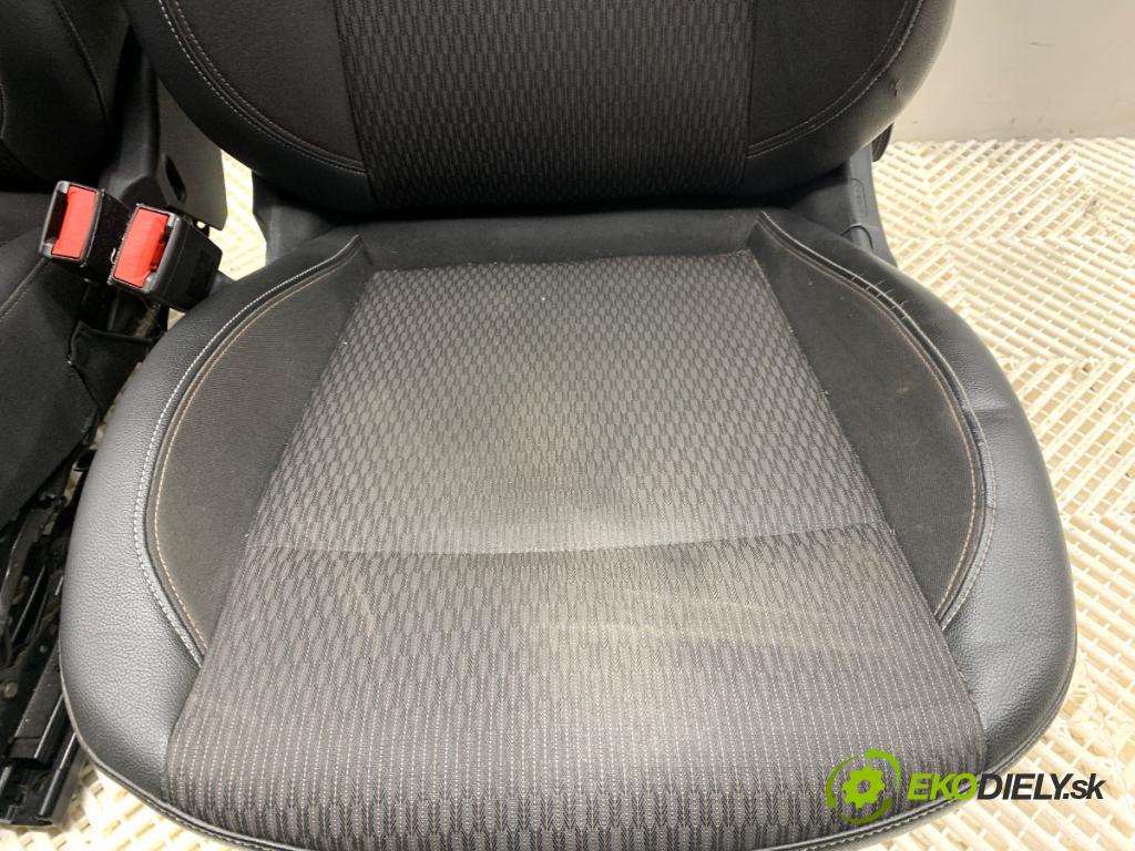 OPEL INSIGNIA B Kombi 2018 81 kW 1.6 CDTi (35) 1598 sedadla sedačky sedadlo boční