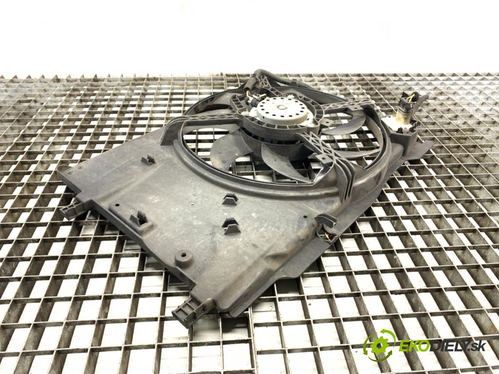 OPEL CORSA E liftback 2016 66 kW 1.4 (08, 68) 1398 ventilátor chladiče A13101620B-G (Ventilátor)