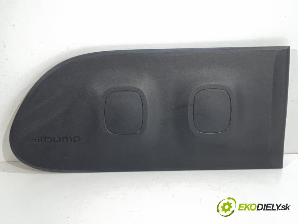 CITROEN C3 III liftback 2020 81 kW 1.2 PURETECH 110 1199 lišta dveře pravý zadní část 9813094077