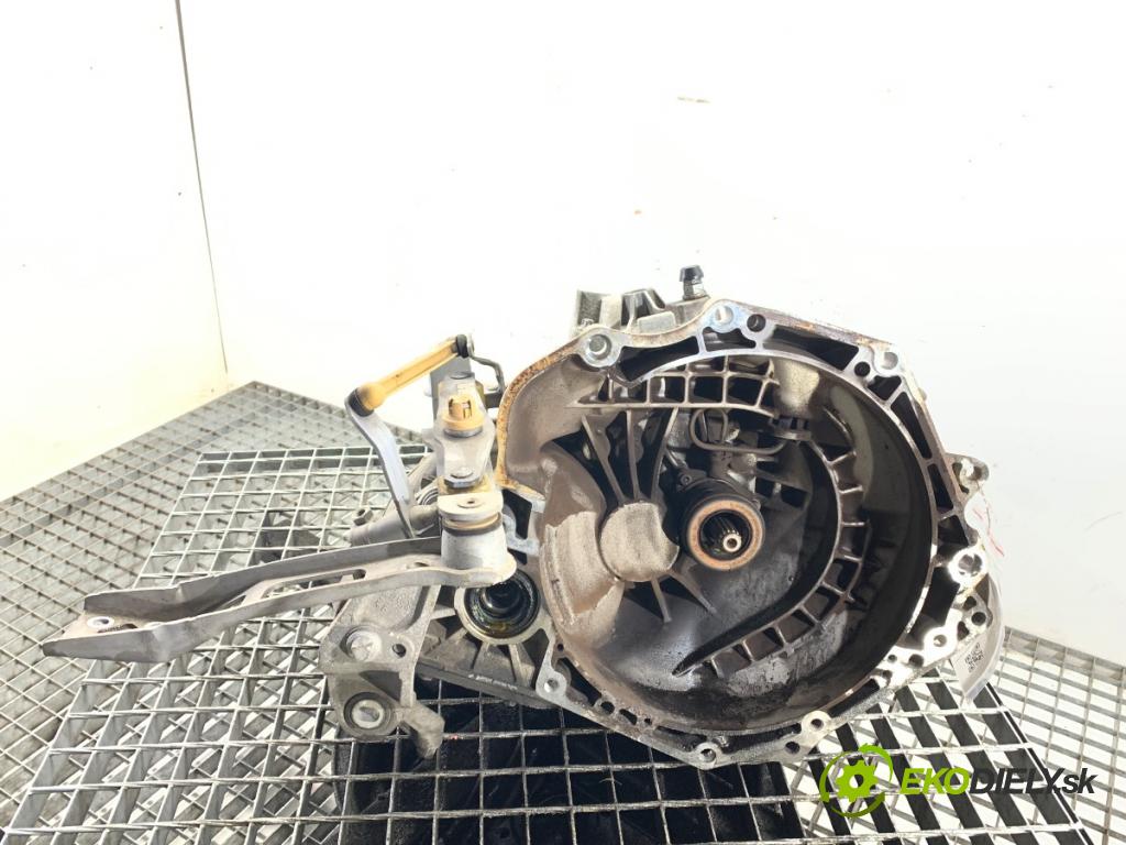 OPEL CORSA E liftback 2016 66 kW 1.4 (08, 68) 1398 převodovka 24580479 (Převodovka)