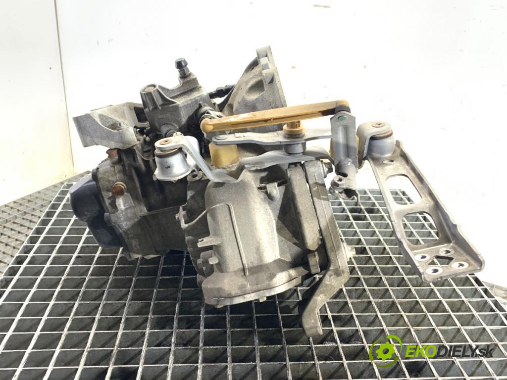 OPEL CORSA E liftback 2016 66 kW 1.4 (08, 68) 1398 převodovka 24580479 (Převodovka)