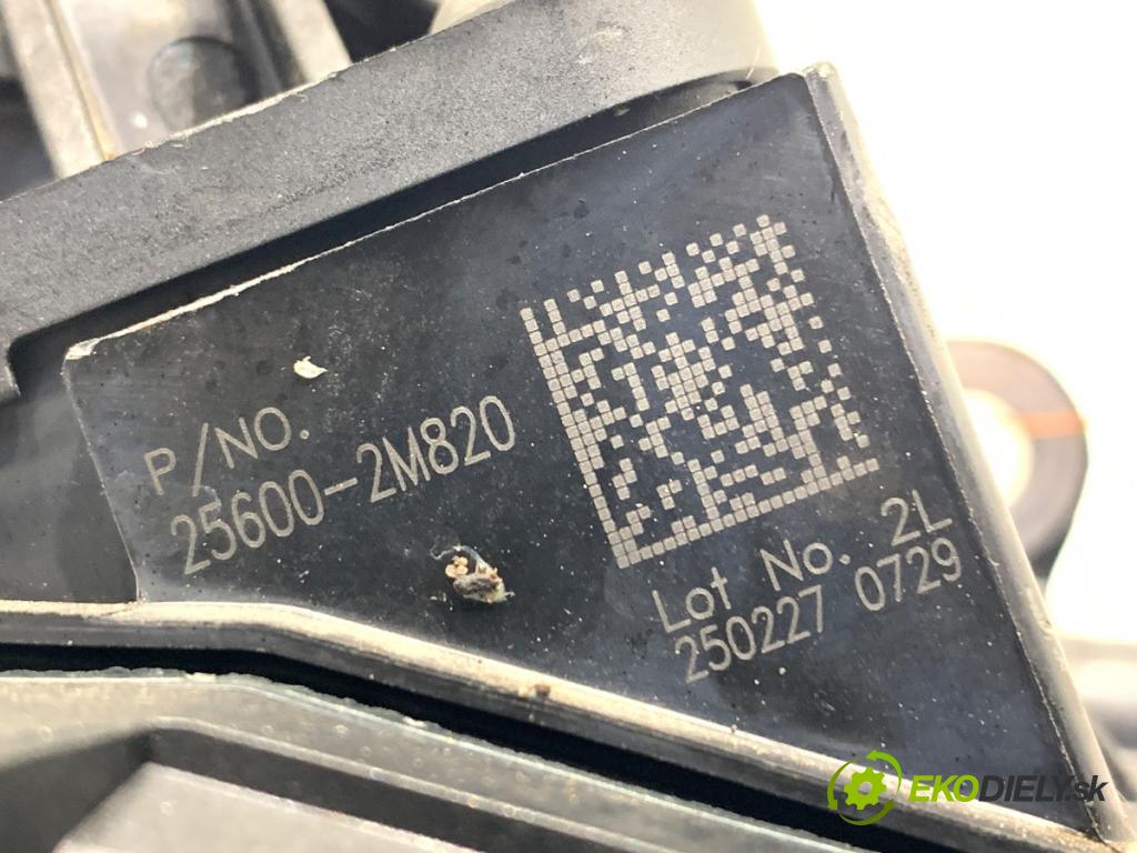 HYUNDAI KONA SUV 2025 102 kW 1.6 T-GDi 1598 Obal termostatu 25600-2M820 (Obal (príruba) termostatu)