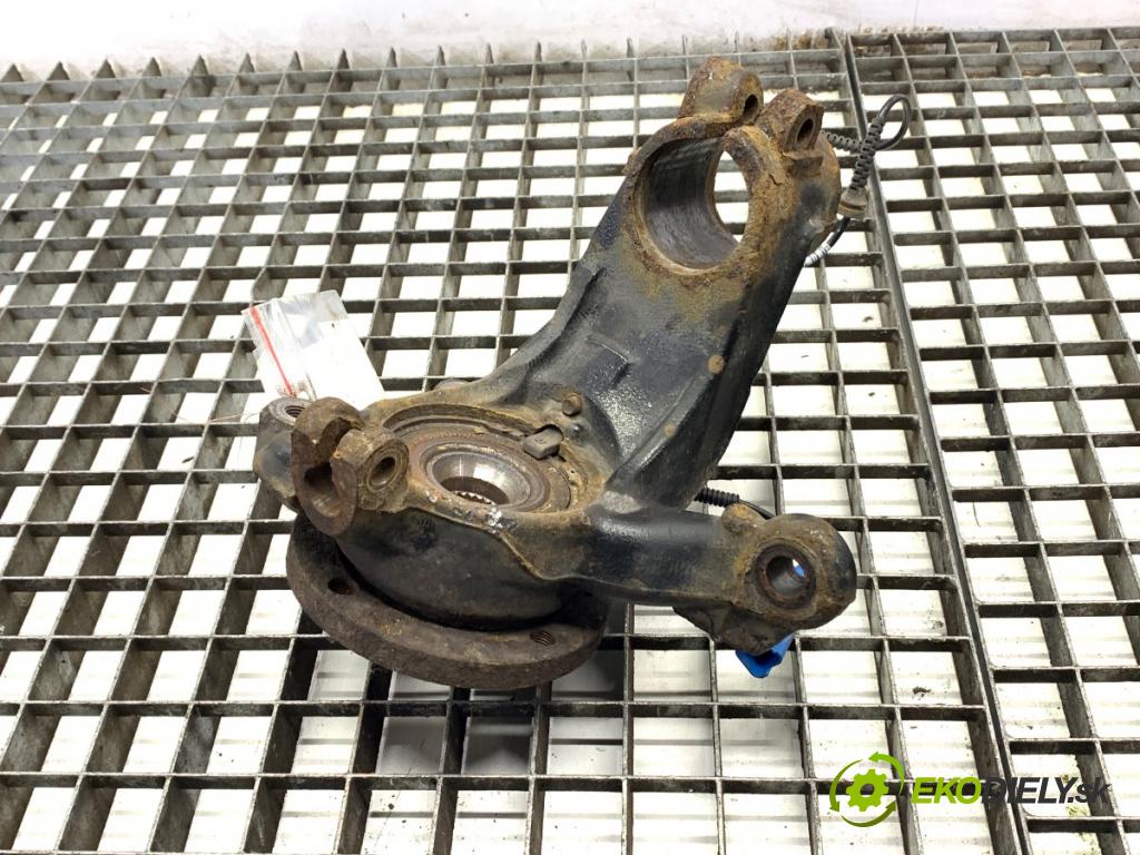 CITROEN C3 III liftback 2020 81 kW 1.2 PURETECH 110 1199 náboj pravý přední část